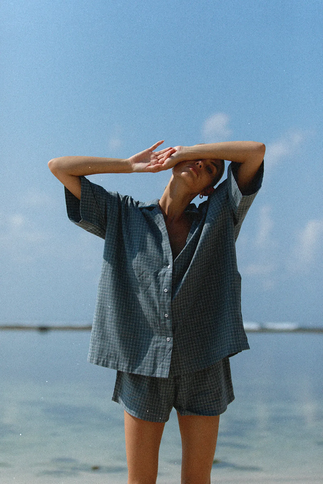 FARAH SHORT - BLUE CHECK